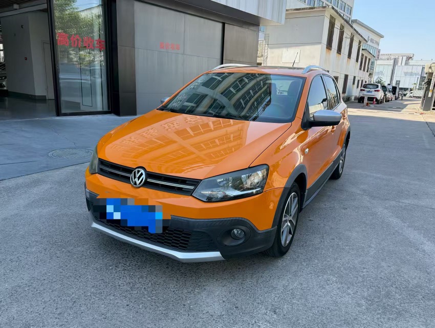 Volkswagen Polo 2014 Volkswagen Polo 2014 car image
