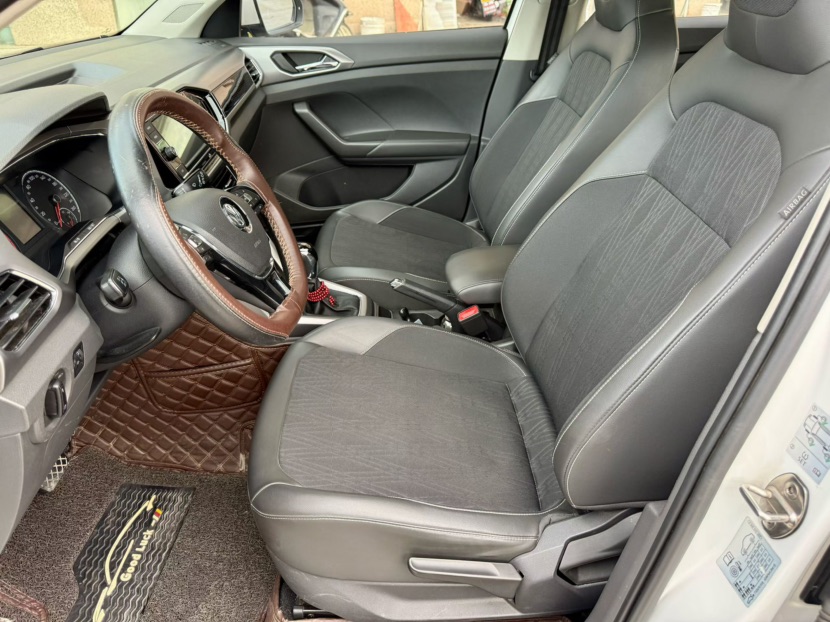 Volkswagen T-Cross 2019 #7 Volkswagen T-Cross 2019 car image #7