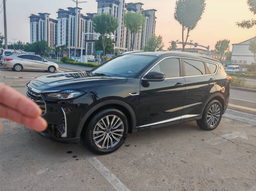 Jetour X70 PLUS 2024 car image #2