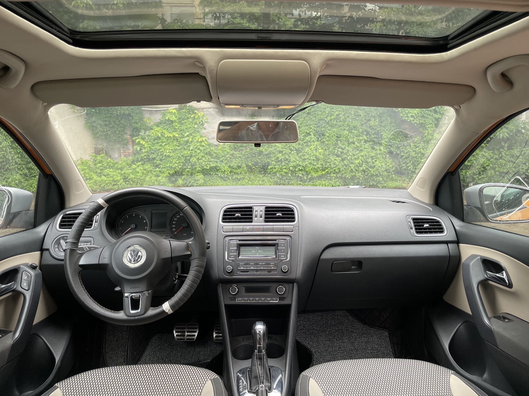 Volkswagen Polo 2013 car image #5