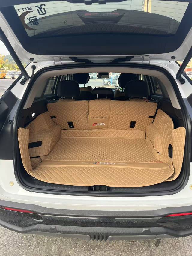 GEELY Boyue L 2023 car image #5