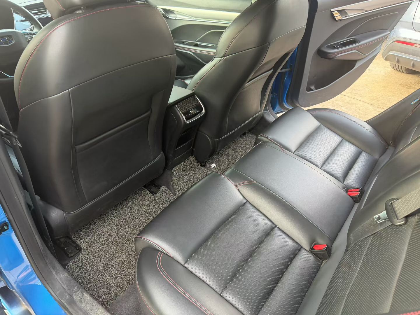 GEELY Binray 2019 car image #5