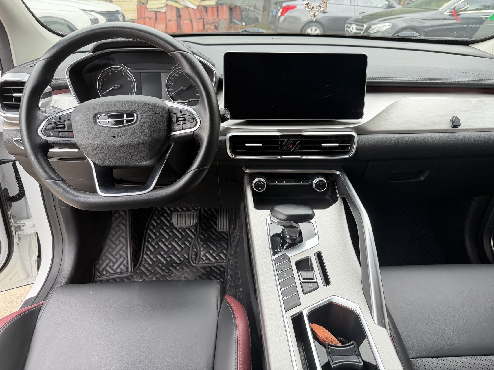 GEELY Coolray 2022 #4 GEELY Coolray 2022 car image #4