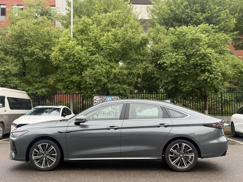 Chery Arrizo 8 Pro 2025 car image #4