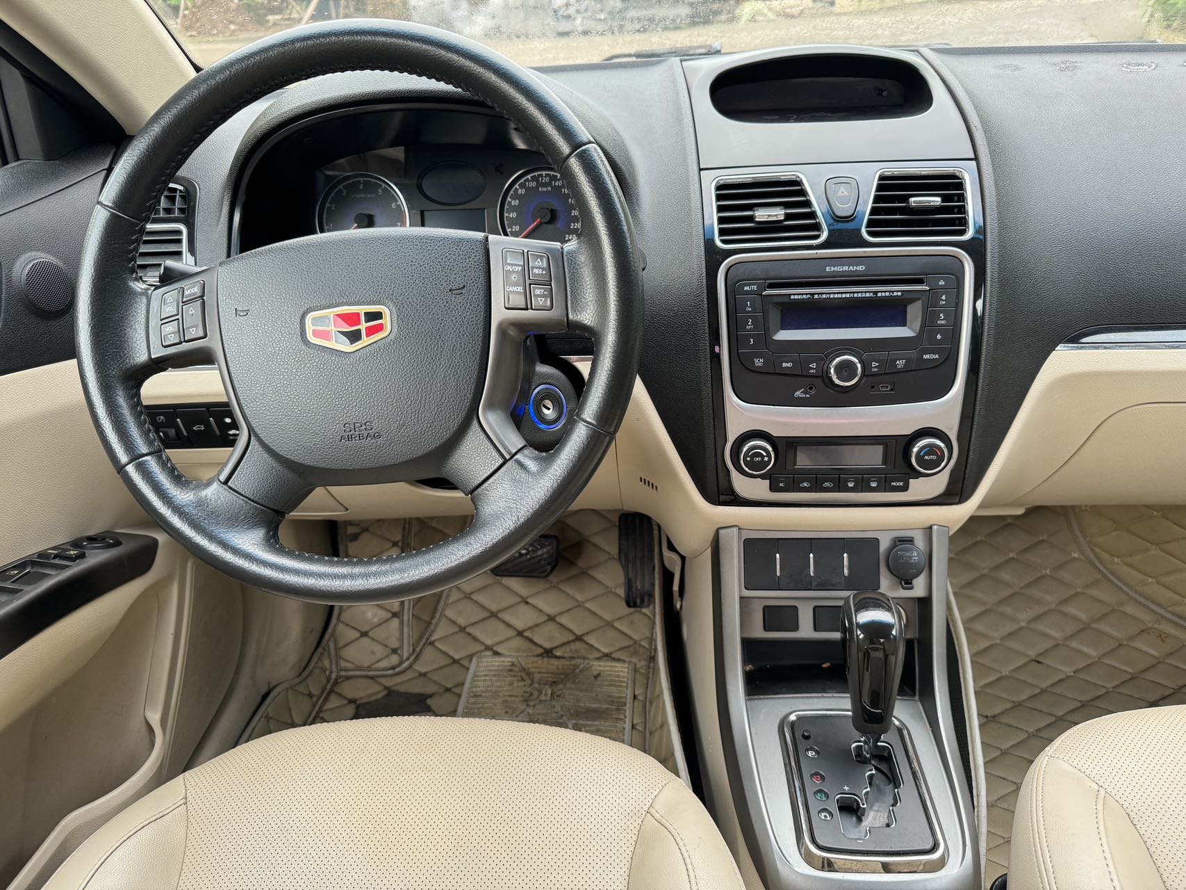 GEELY Emgrand Classic 2015 car image #15
