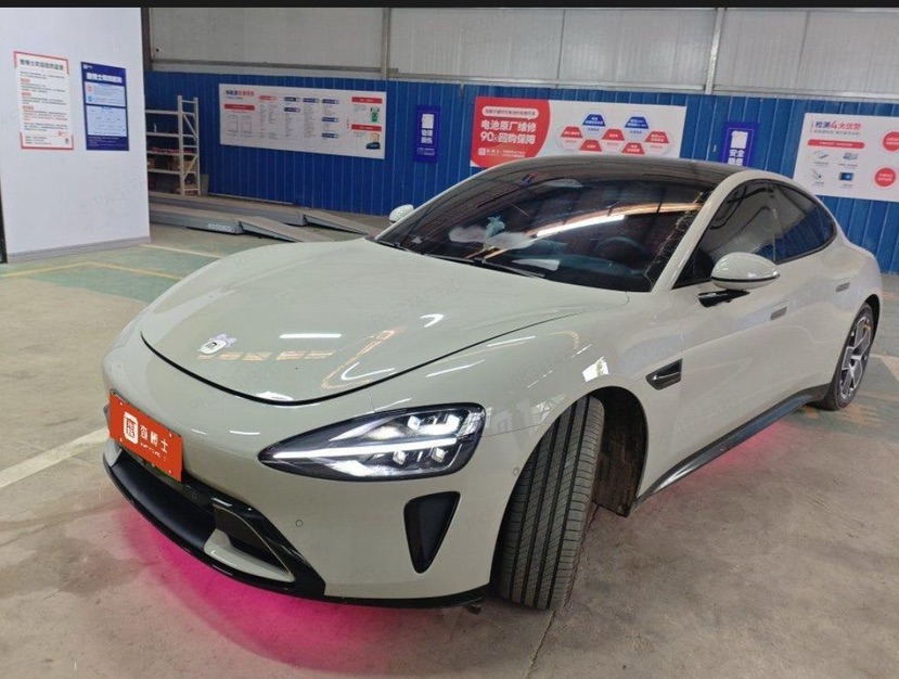 MI SU7 2025 MI SU7 2025 car image