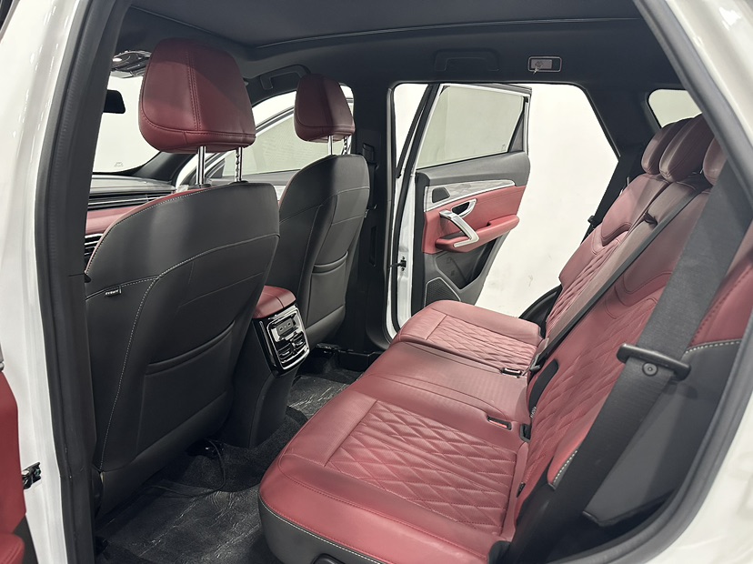 Jetour X70 PLUS 2023 #6 Jetour X70 PLUS 2023 car image #6