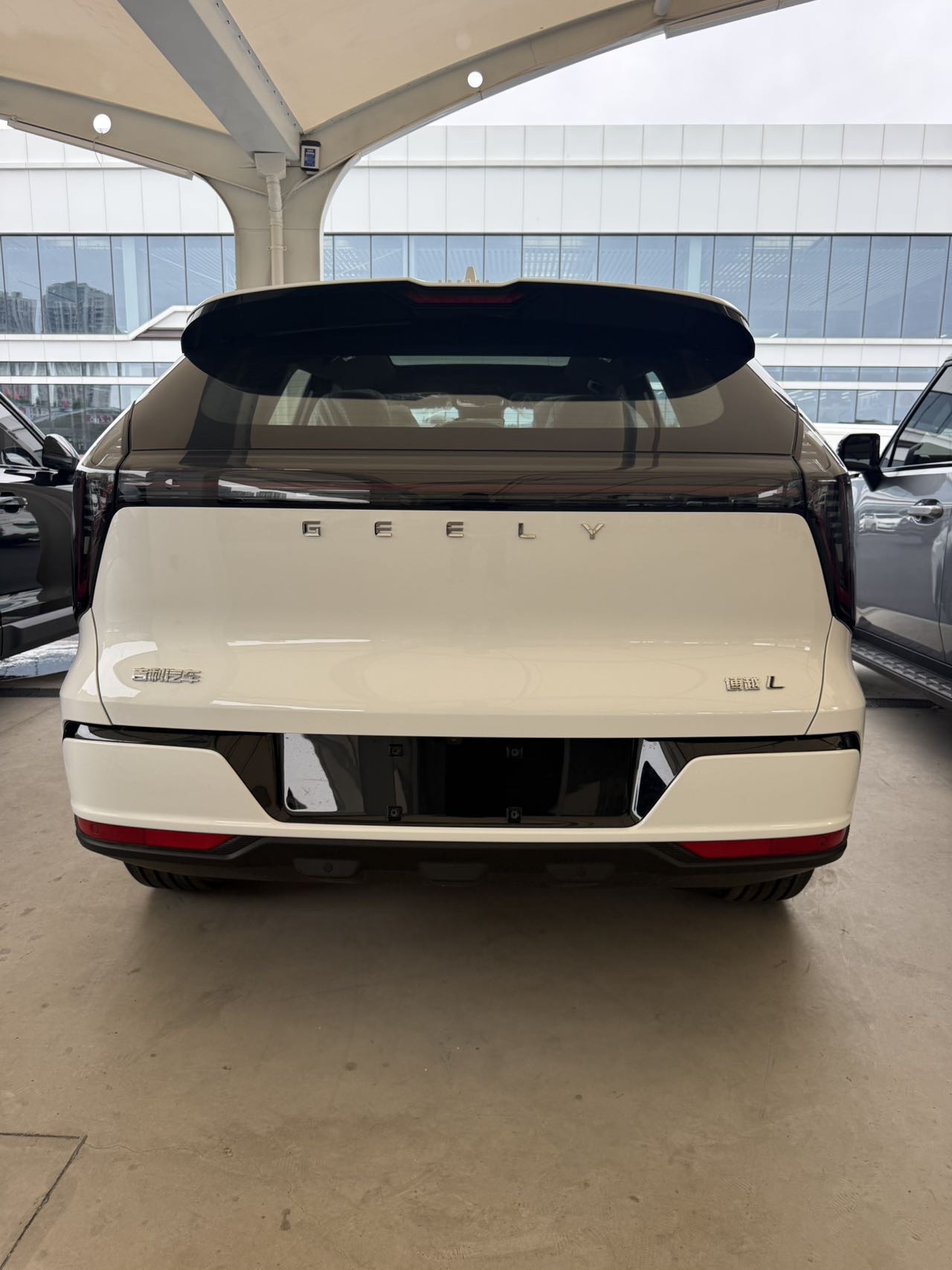 GEELY Boyue L 2026 car image #8