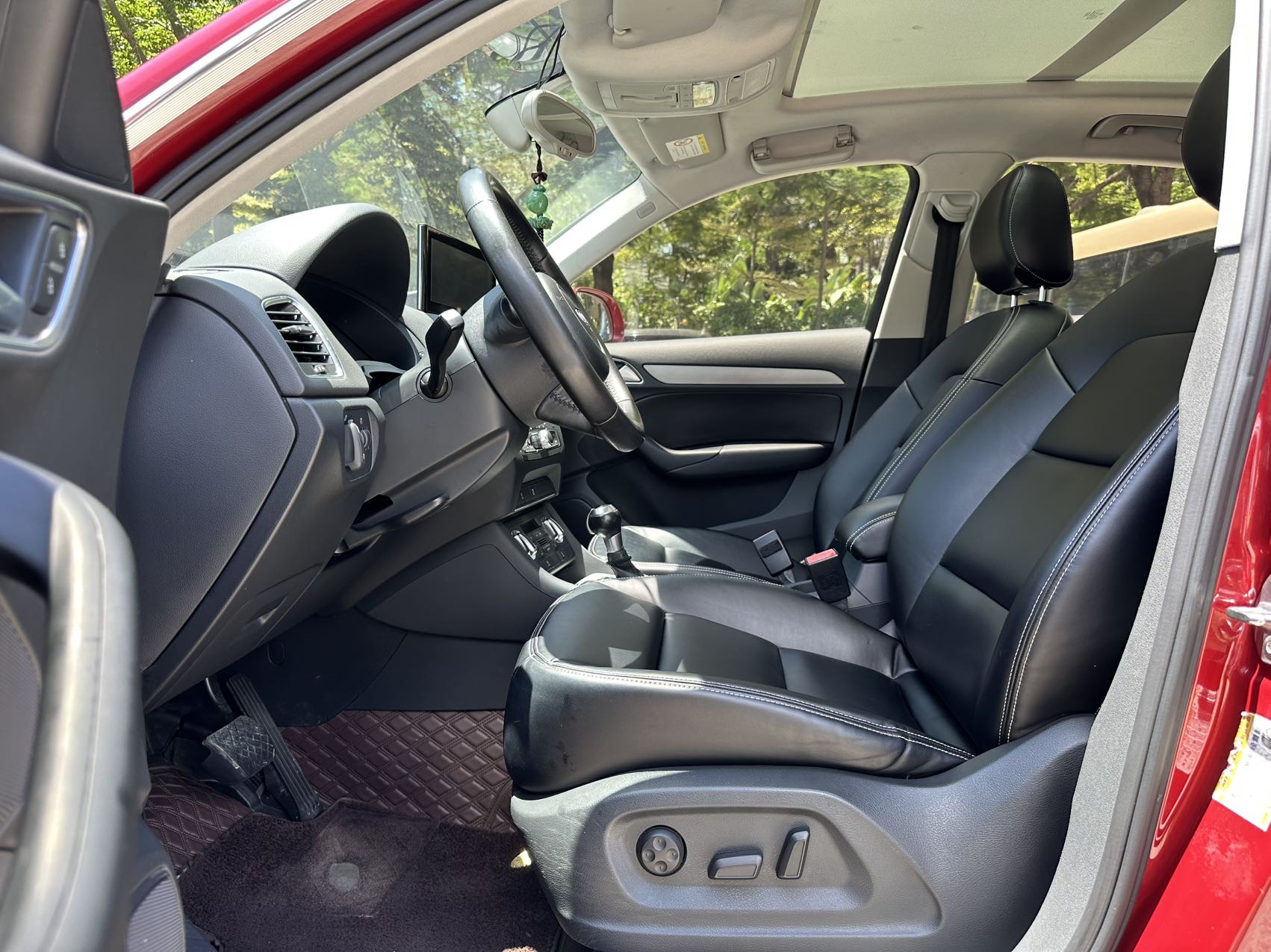 Audi Q3 2014 #4 Audi Q3 2014 car image #4