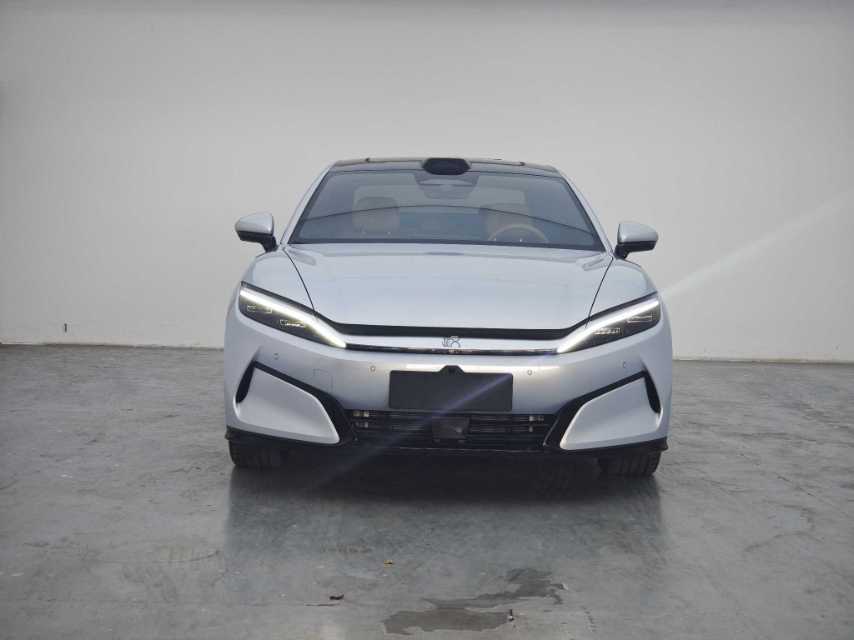 BYD HanL 2025 car image #2