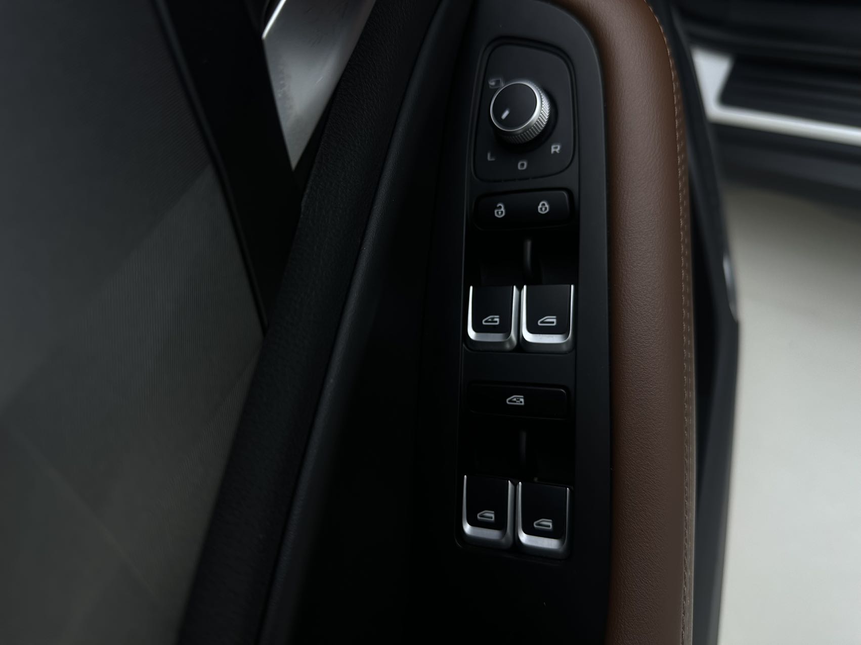 GEELY Vision X6 2022 #17 GEELY Vision X6 2022 car image #17