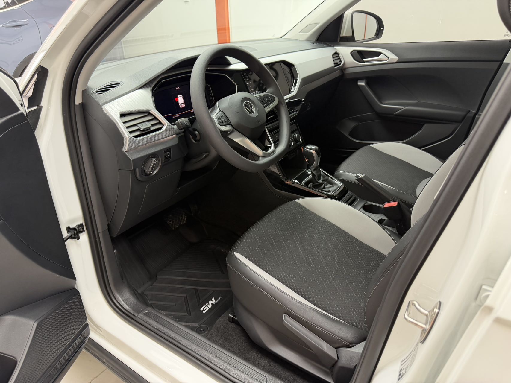Volkswagen Tacqua 2022 car image #9