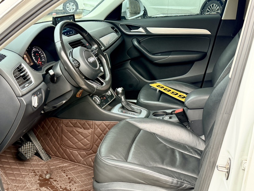 Audi Q3 2015 car image #7