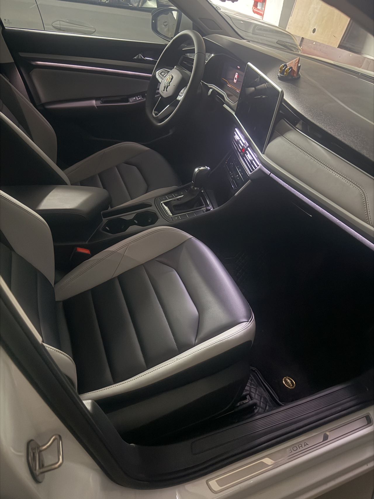 Volkswagen Bora 2023 car image #5