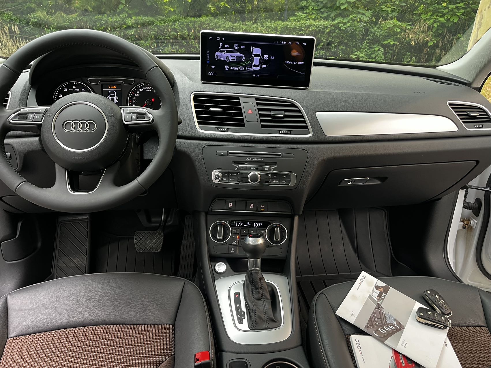 Audi Q3 2018 car image #5