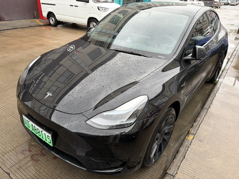 Tesla Model Y 2022 #8 Tesla Model Y 2022 car image #8