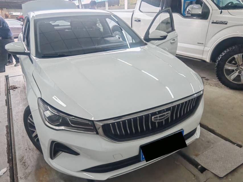 GEELY Emgrand 2023 imagem de carro #3
