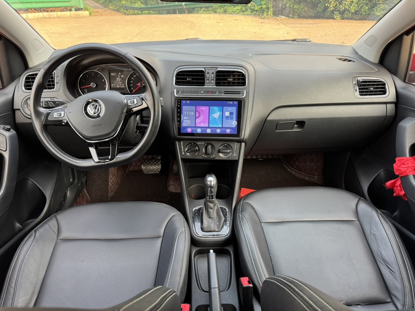 Volkswagen Polo 2019 car image #8