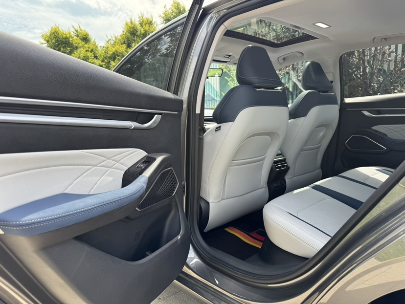 GEELY Emgrand 2021 car image #15