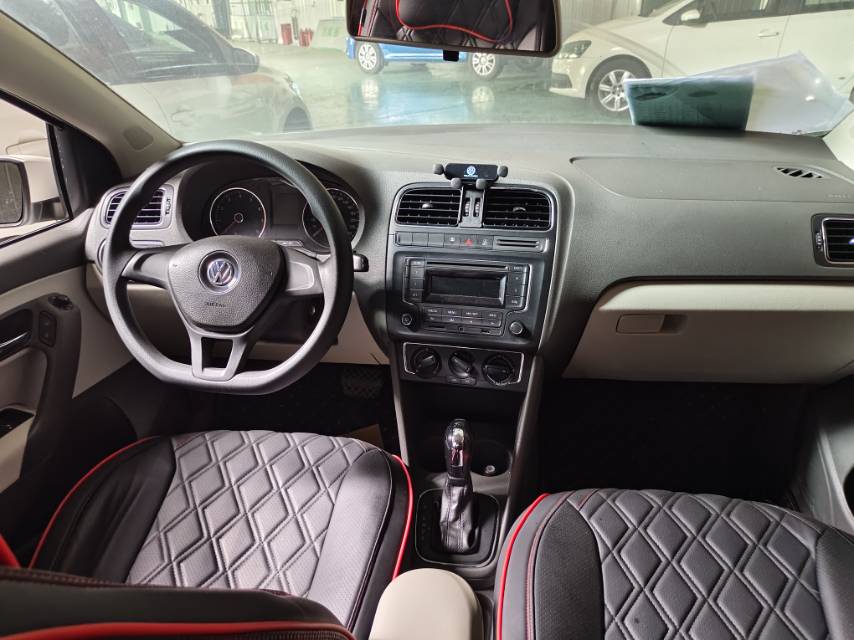 Volkswagen Polo 2014 #9 Volkswagen Polo 2014 car image #9
