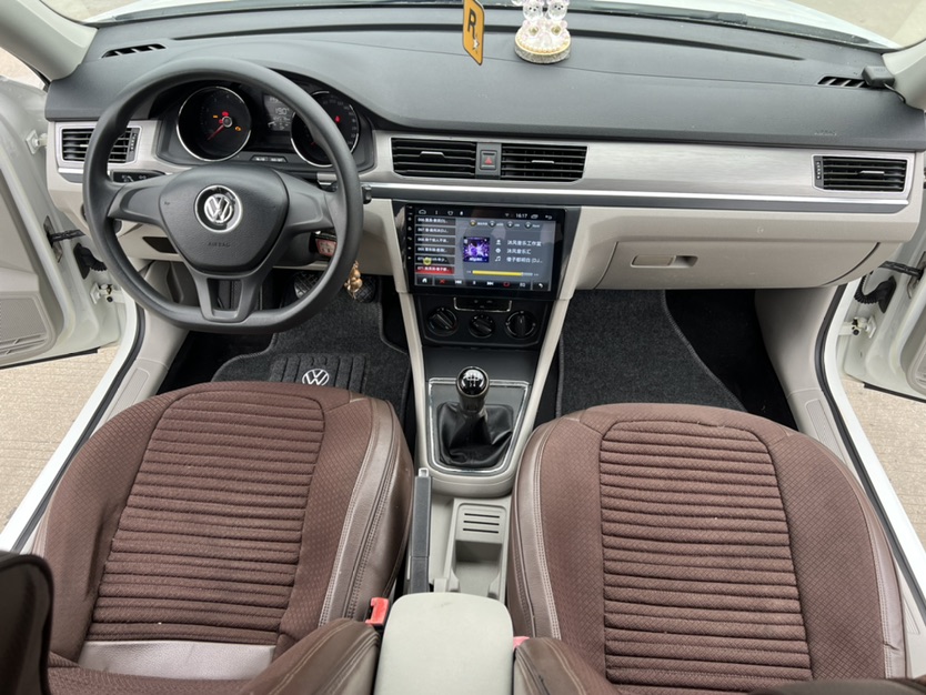 Volkswagen Bora 2017 car image #8