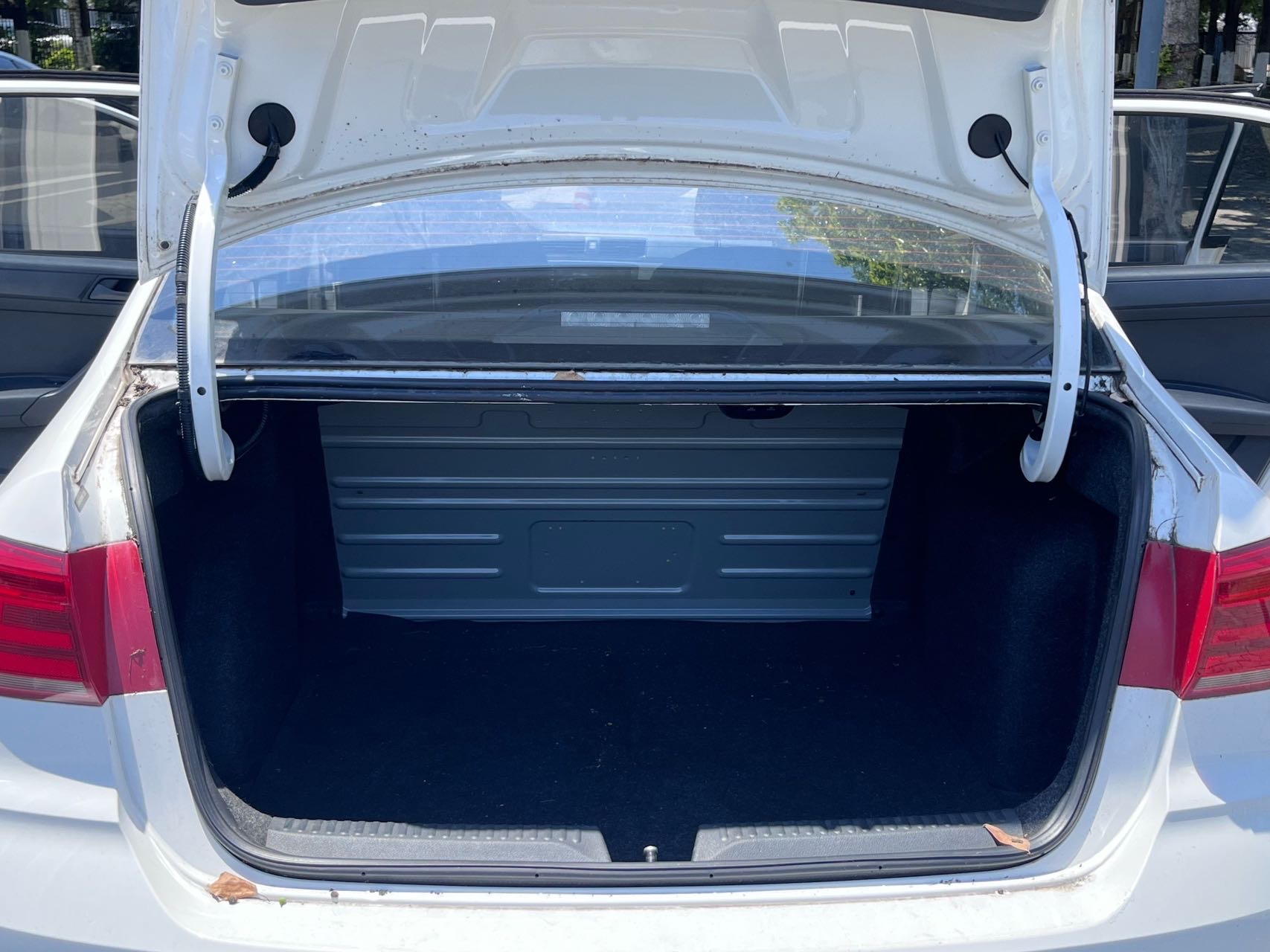 Volkswagen Santana 2019 #8 Volkswagen Santana 2019 car image #8