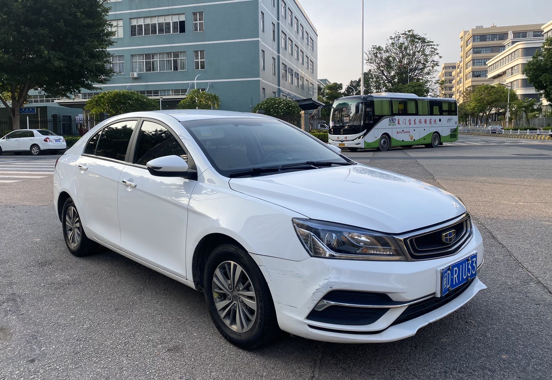 GEELY Emgrand 2018 #3 GEELY Emgrand 2018 car image #3