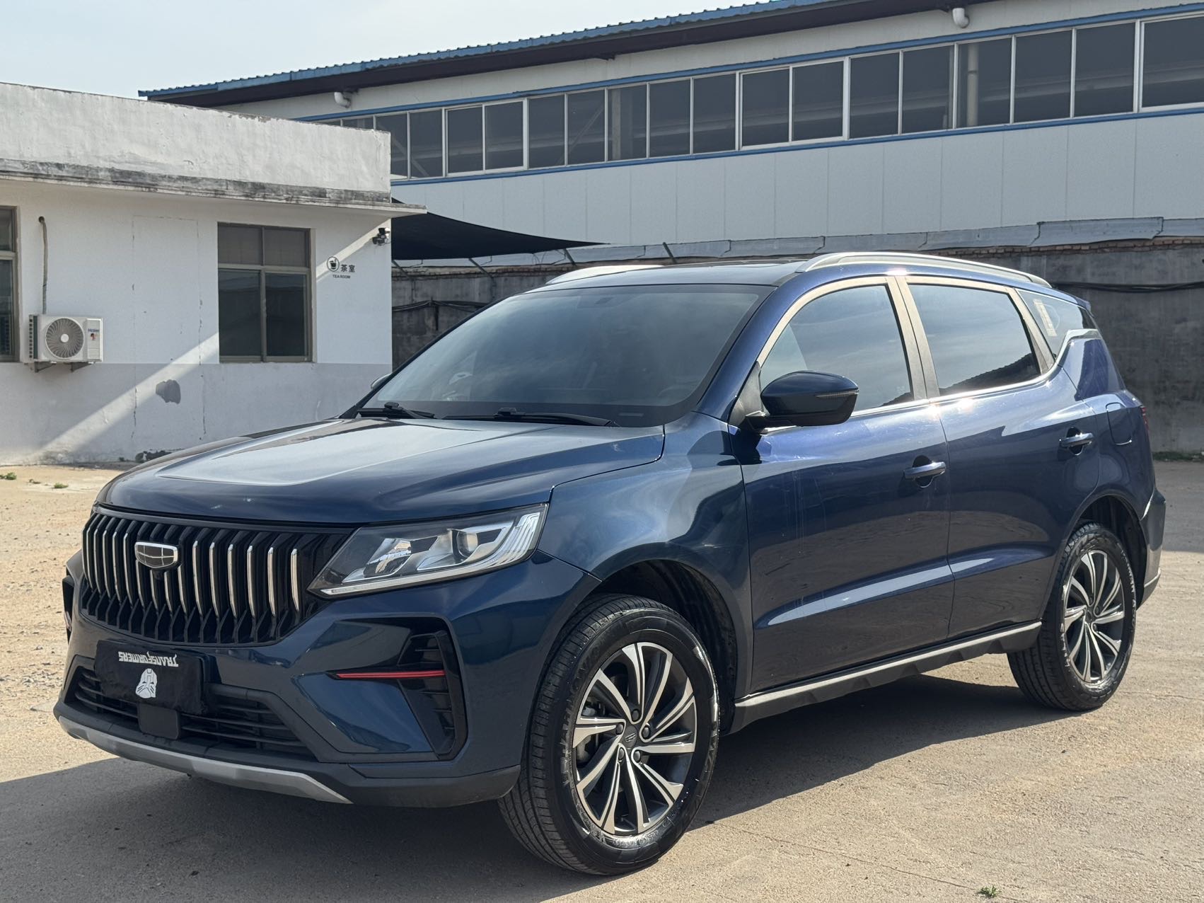 GEELY Vision X6 2022 car image #3