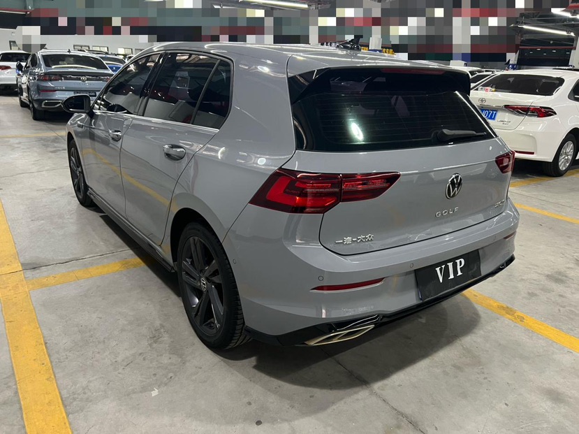 Volkswagen Golf 2022 car image #8