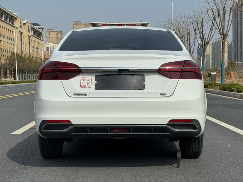 GEELY Emgrand 2020 car image #9