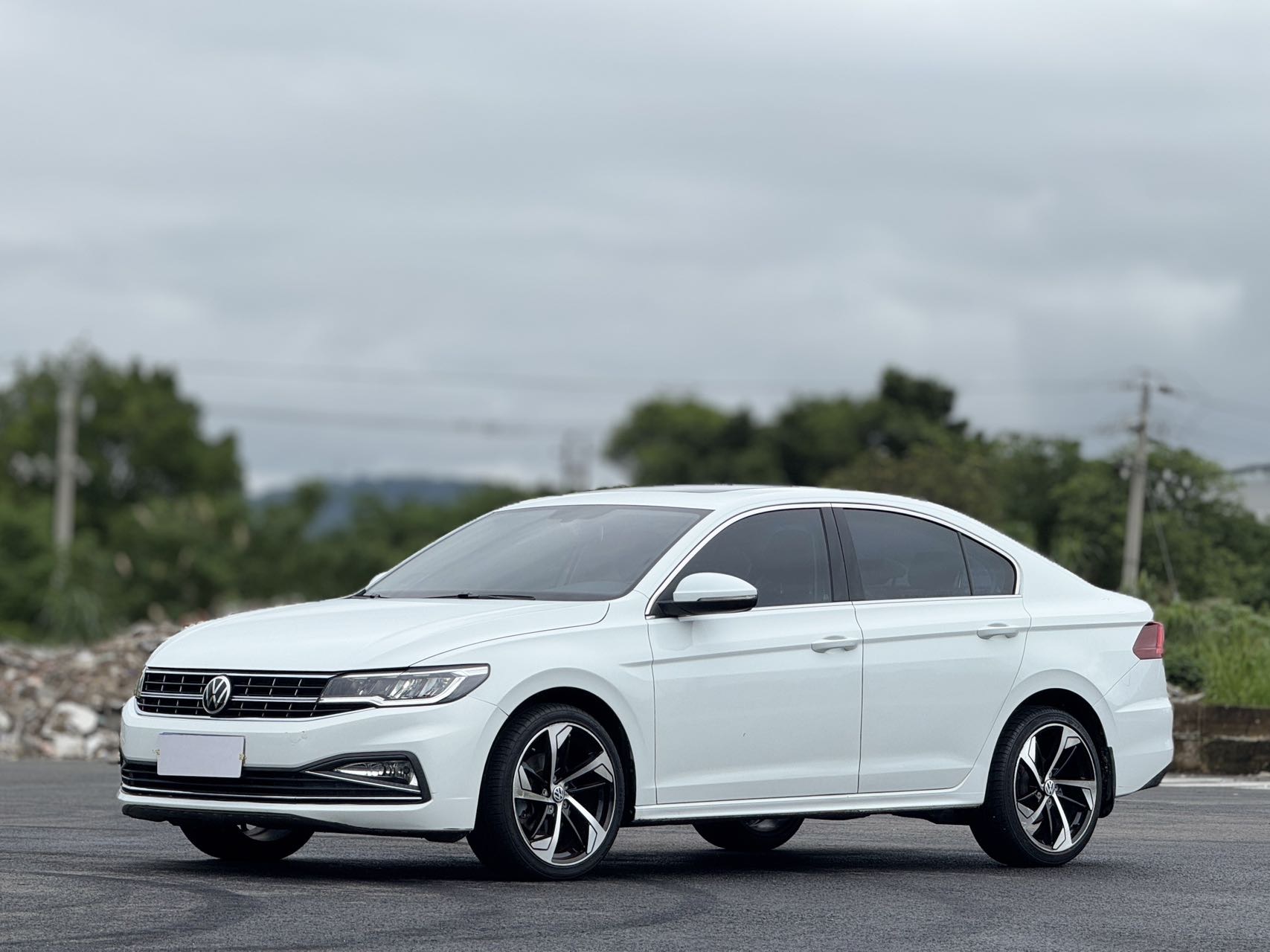 Volkswagen Bora 2018 car image 