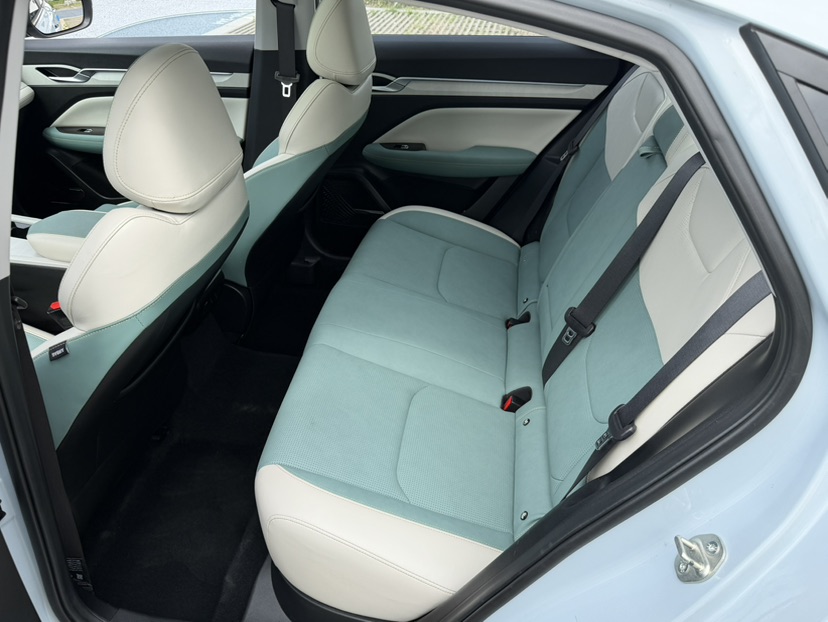 GEELY Emgrand L HiP 2022 #6 GEELY Emgrand L HiP 2022 car image #6