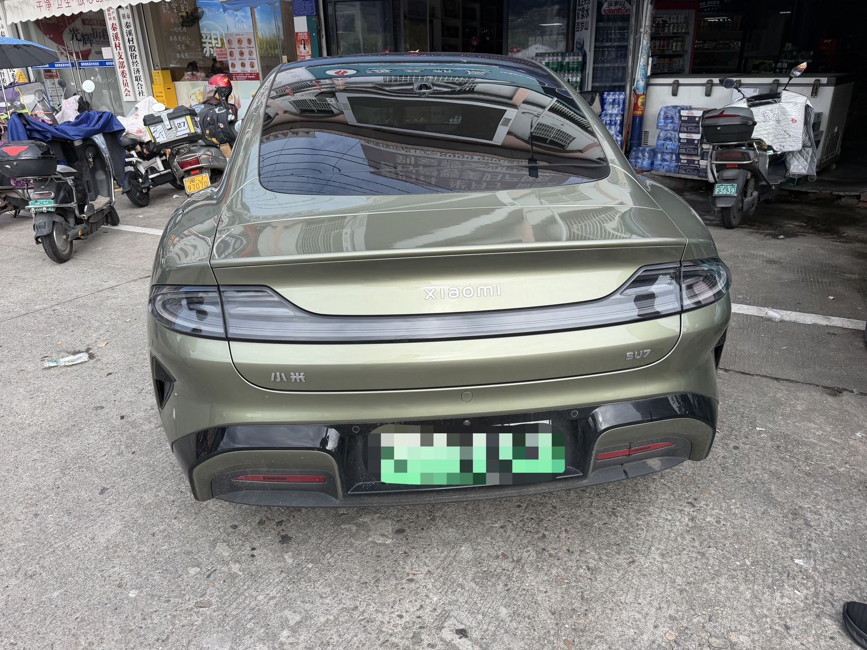MI SU7 2025 car image #4