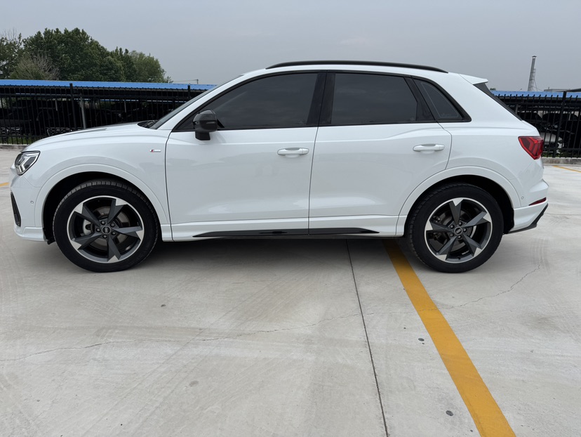 Audi Q3 2022 #3 Audi Q3 2022 car image #3
