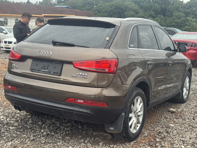 Audi Q3 2015 immagine di auto #8