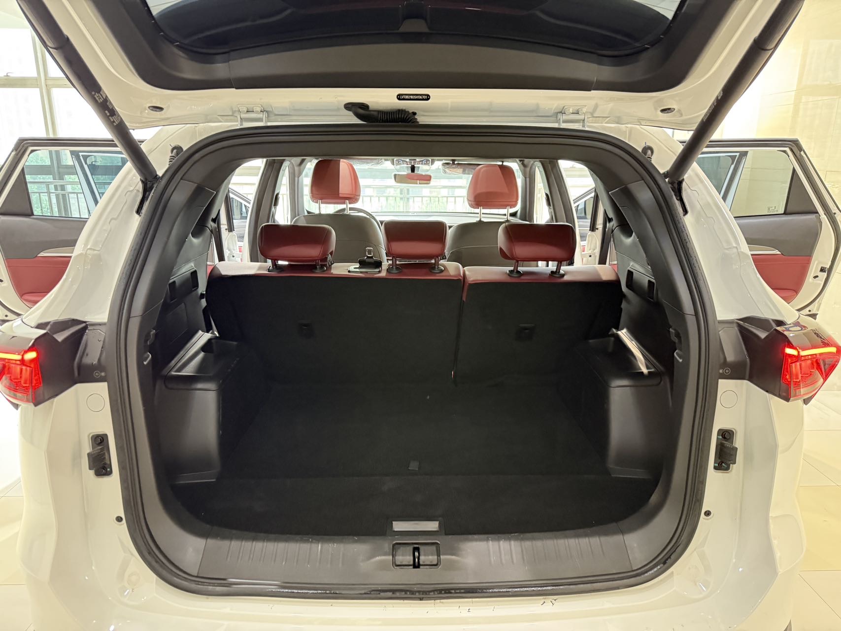 Jetour X70 PLUS 2025 car image #13
