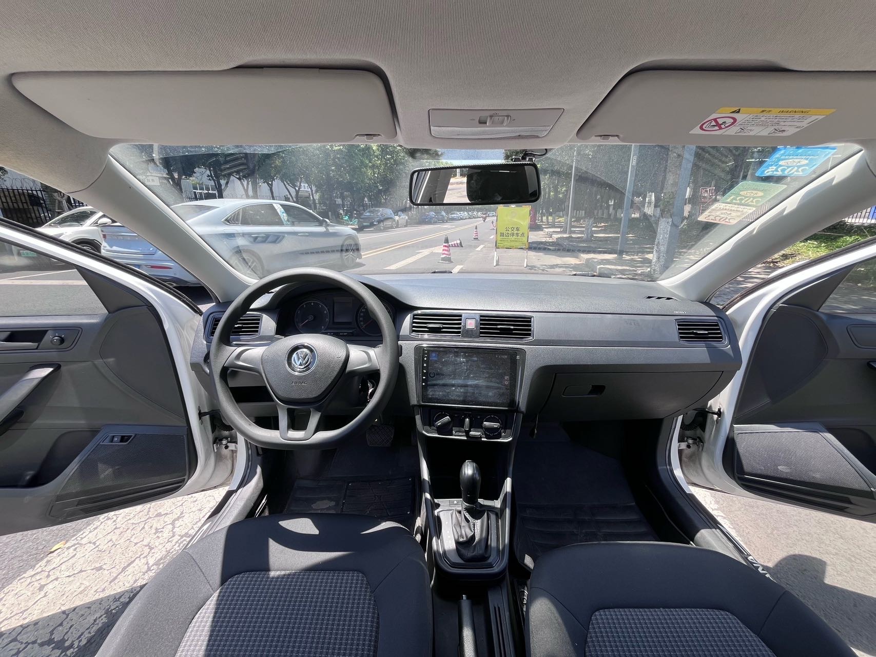 Volkswagen Santana 2019 #5 Volkswagen Santana 2019 car image #5