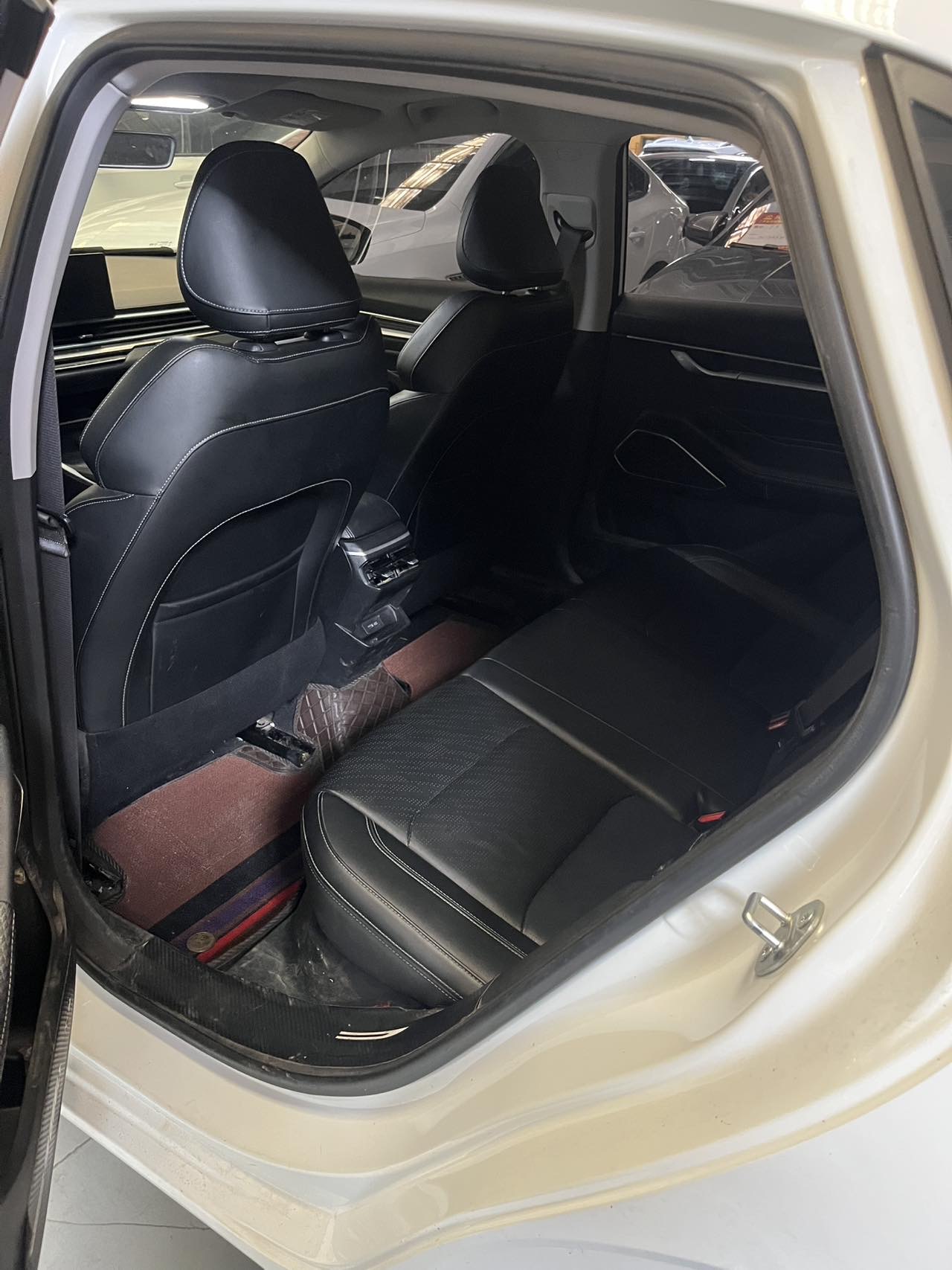 GEELY Emgrand 2022 #5 GEELY Emgrand 2022 car image #5