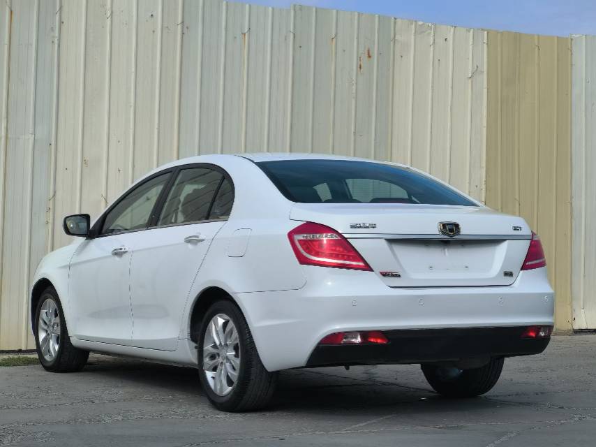 GEELY Emgrand 2015 #7 GEELY Emgrand 2015 car image #7