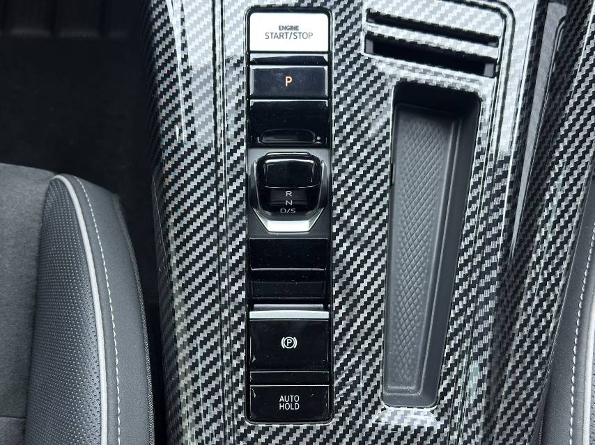 Volkswagen Golf 2021 car image #12