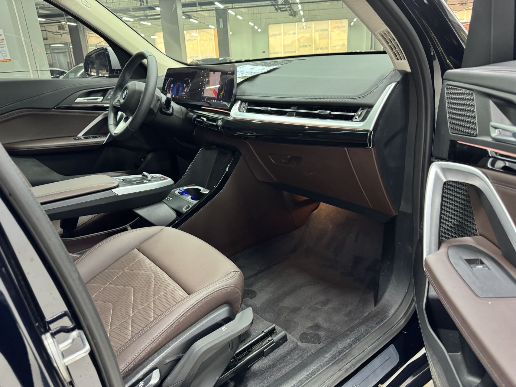 BMW X1 2023 car image #11