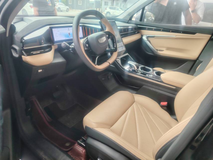 GEELY Boyue L 2024 #2 GEELY Boyue L 2024 car image #2