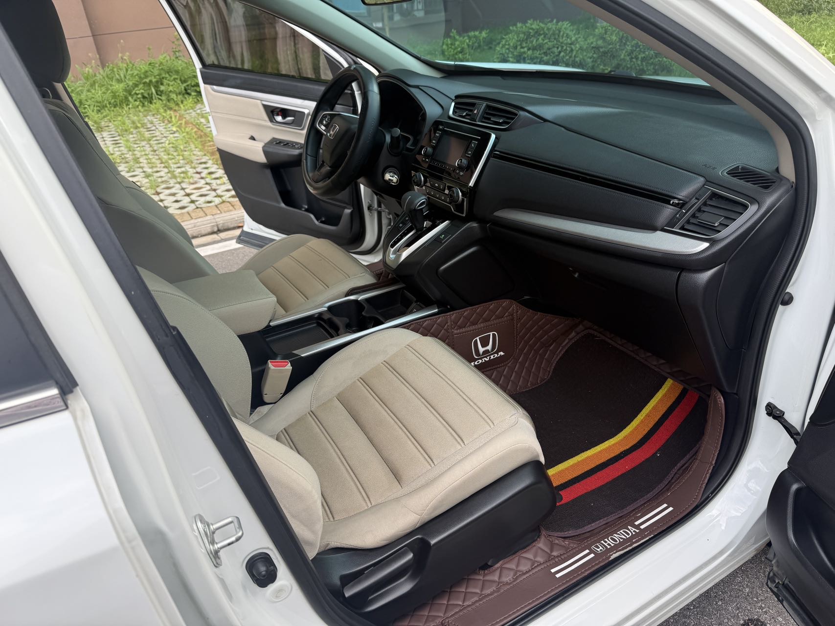 Honda CR-V 2019 car image #9