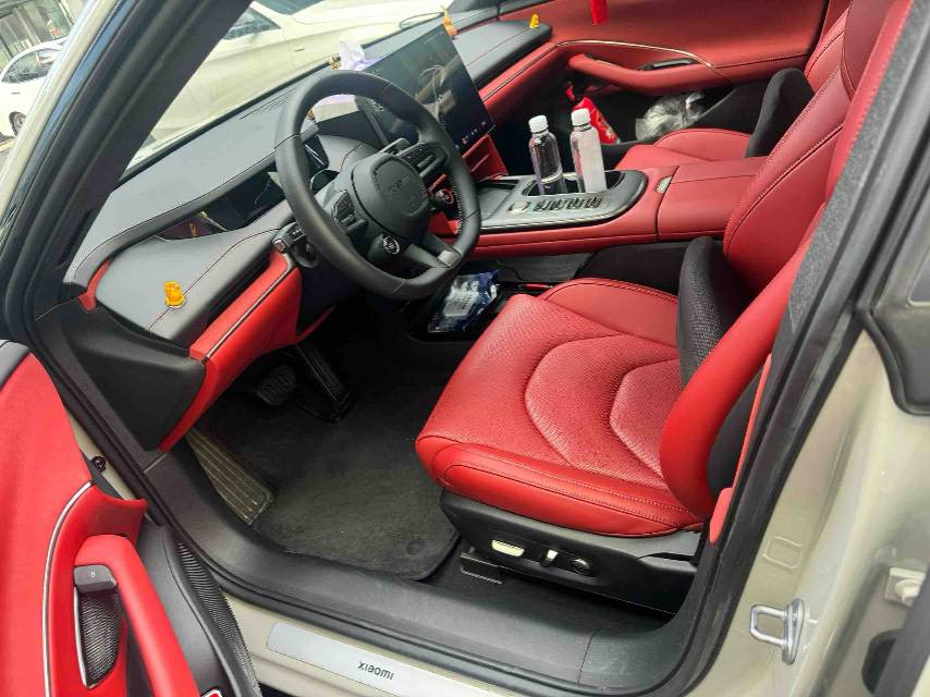 MI SU7 2024 car image #2