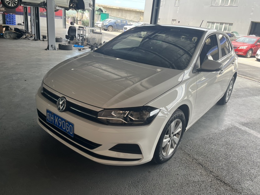 Volkswagen Polo 2021 Volkswagen Polo 2021 car image