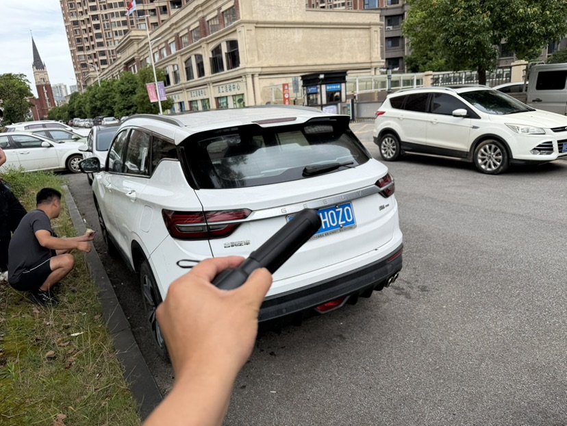 GEELY Coolray 2021 car image #7