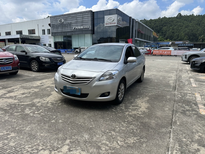 Toyota Vios 2011 Toyota Vios 2011 car image