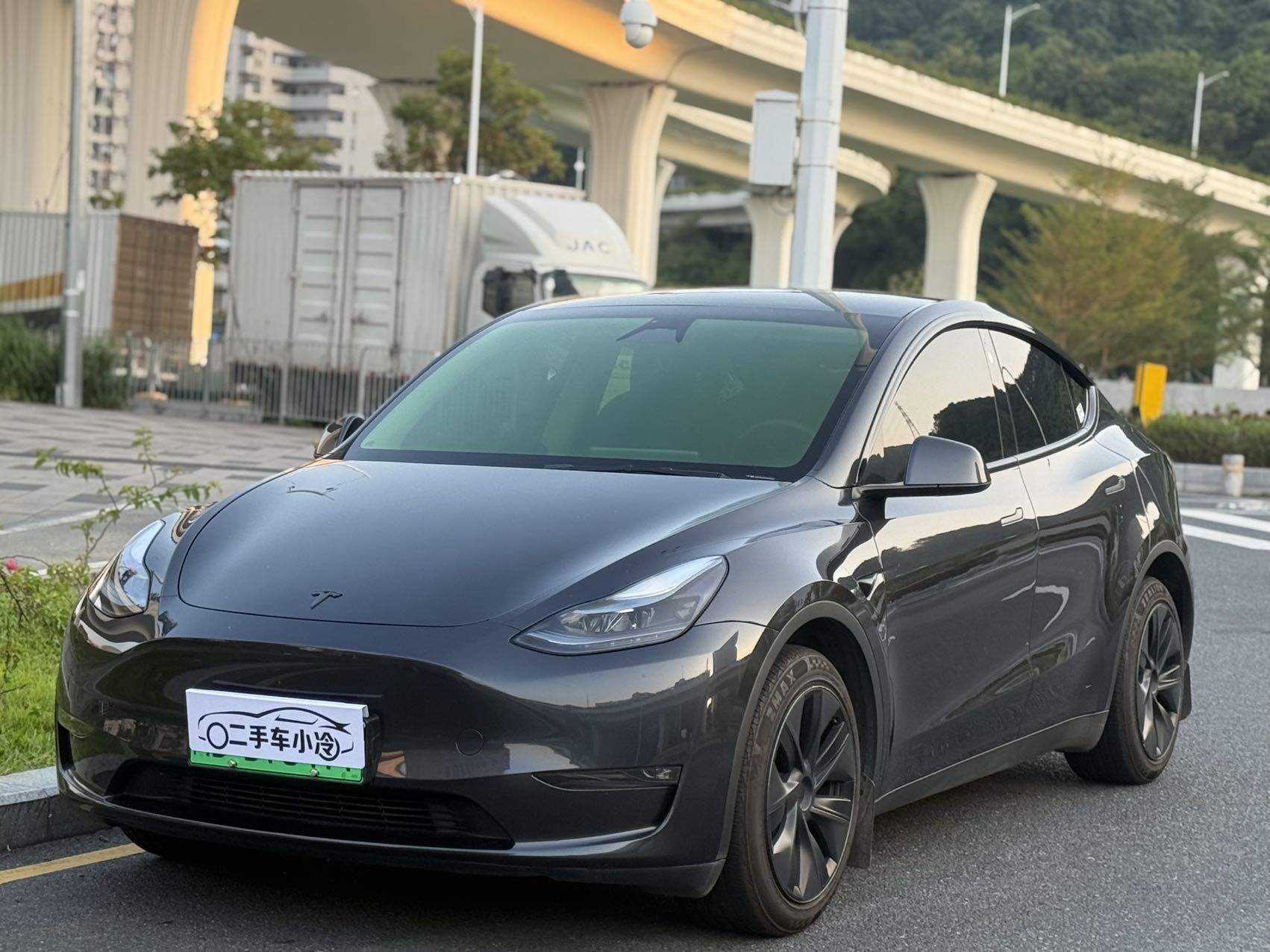 Tesla Model Y 2024 Tesla Model Y 2024 car image