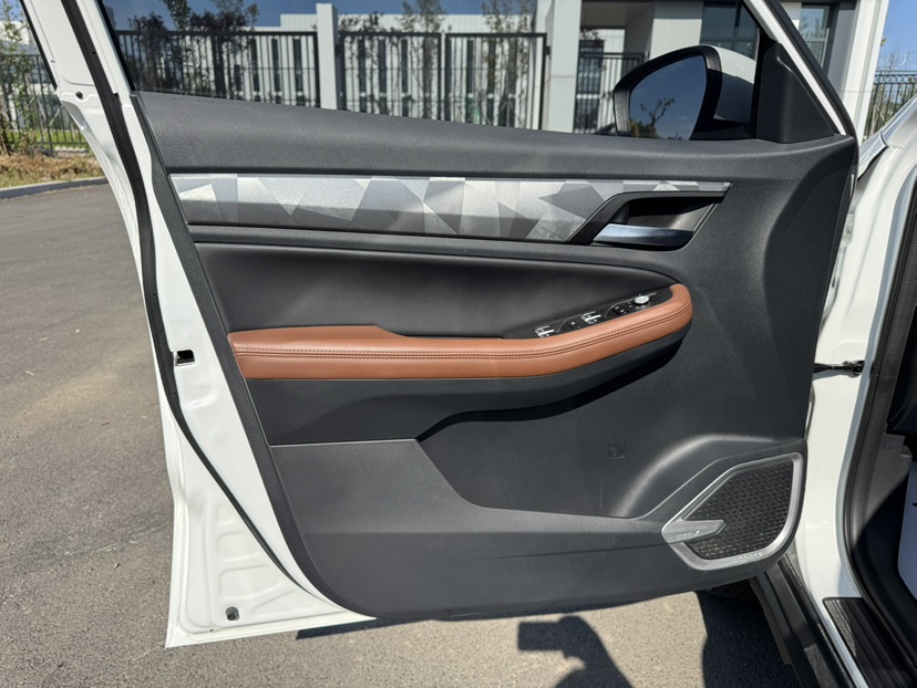GEELY Vision X6 2022 #11 GEELY Vision X6 2022 car image #11