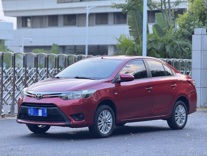 Toyota Vios 2015 immagine di auto 